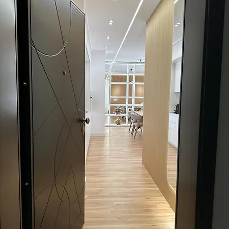 アパート Dorda's Vlorë